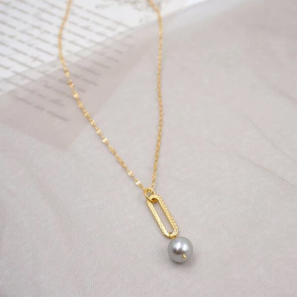 TITANIUM STEEL GOLD PLATED ROUND SIMPLE LONG PENDANT NECKLACE
